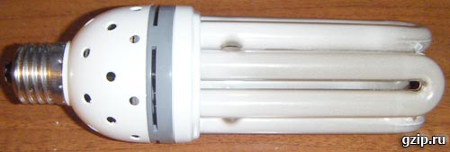 Вентиляционные отверстия в цоколе лампы