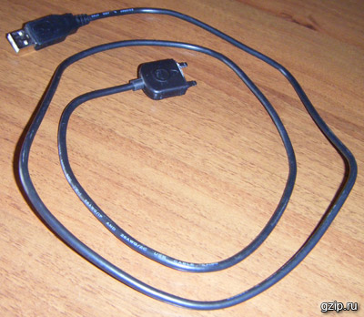 Кабель USB и разъём для телефона